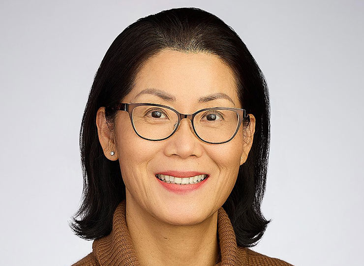 Photo of Seunghee Kim-Schulze